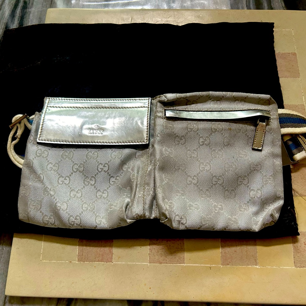 Gucci Fanny pack waist bag silver metallic , blue and white
